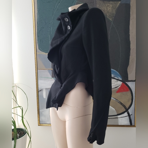 Ann Demeulemeester | Asymmetric Blazer with Oversized-lapel and Zip Details - Picture 5 of 15
